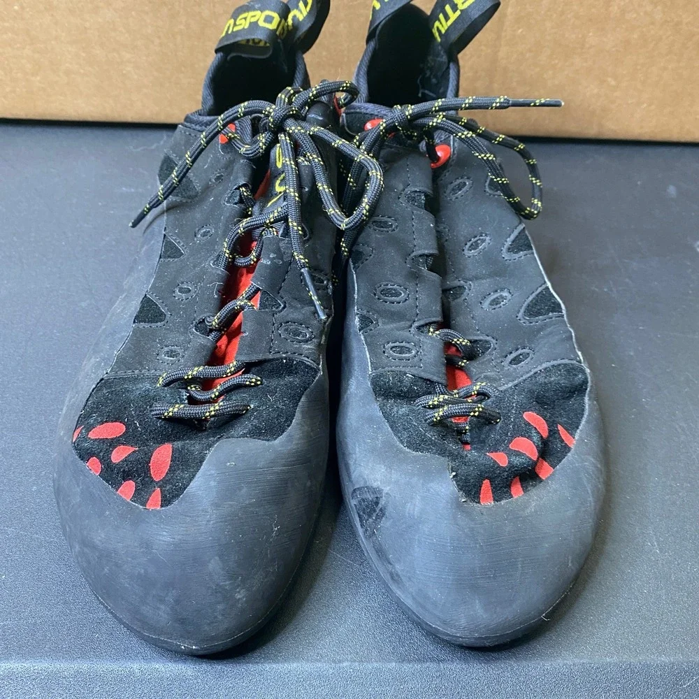 La Sportiva Tarantulace Mens Rock Climbing Shoes Black Red FriXion Sole 12